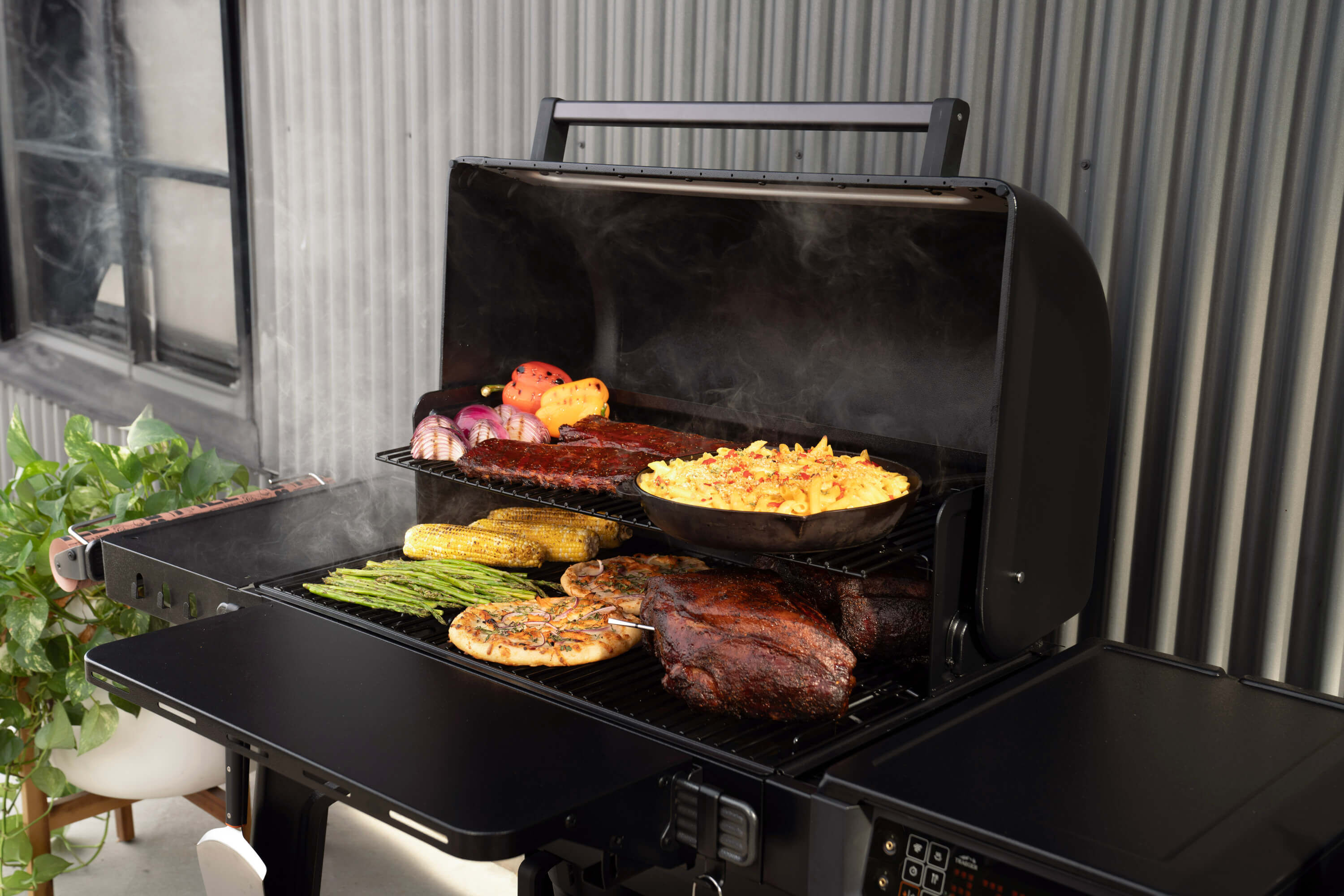 Traeger WOODRIDGE Pro inkl. WiFire
